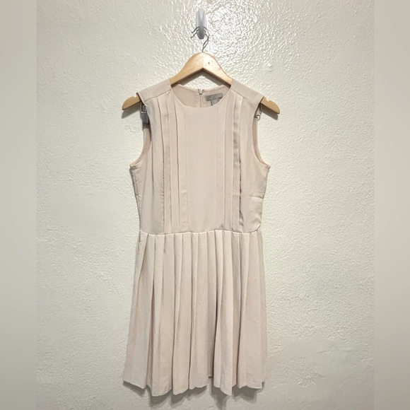 H&M Beige Sleeveless Pleated Dress S - Picture 3 of 10